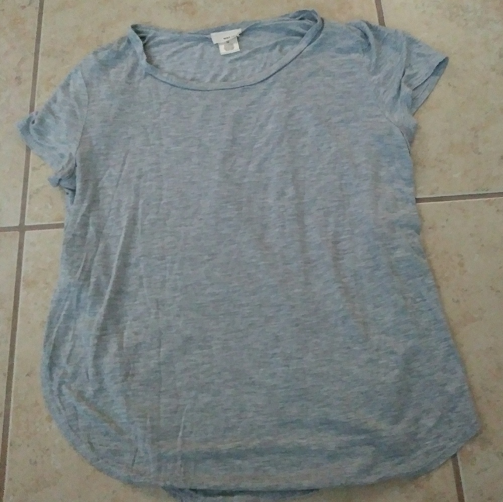 Gray shirt